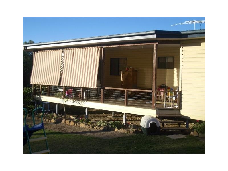 26 Bridge Street, Taroom QLD 4420