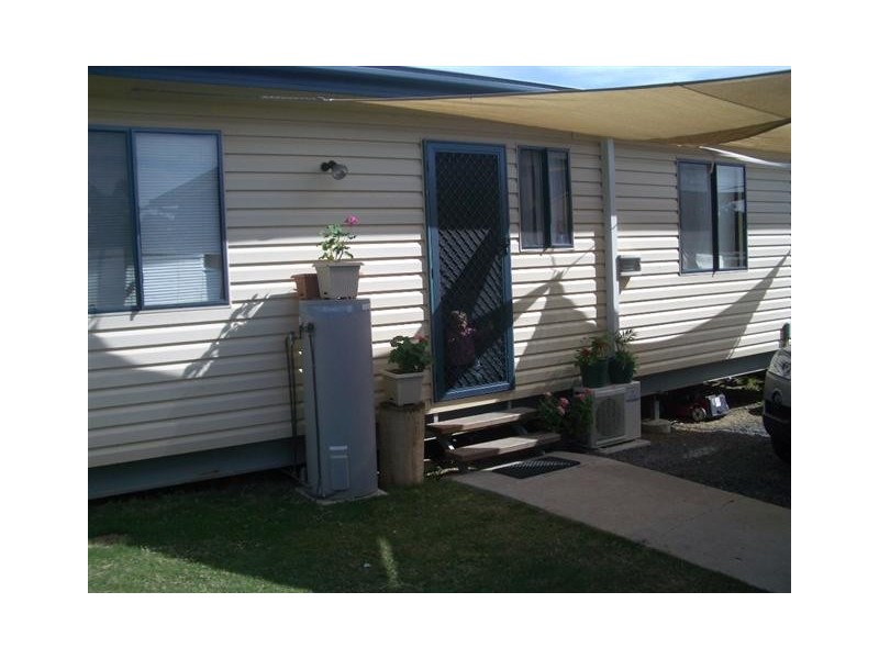 26 Bridge Street, Taroom QLD 4420