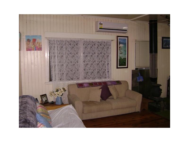 17 Hoffman Street, Roma QLD 4455
