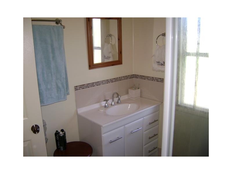 17 Hoffman Street, Roma QLD 4455