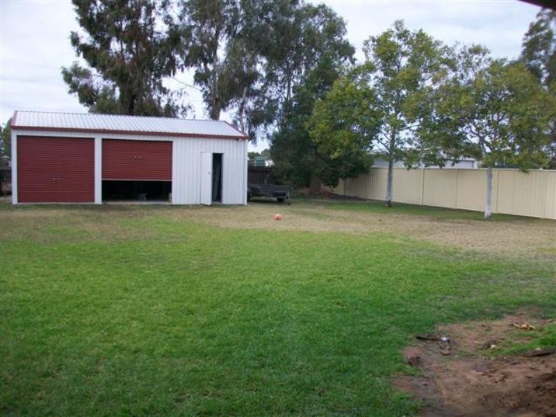 14 Elmer Street, Roma QLD 4455