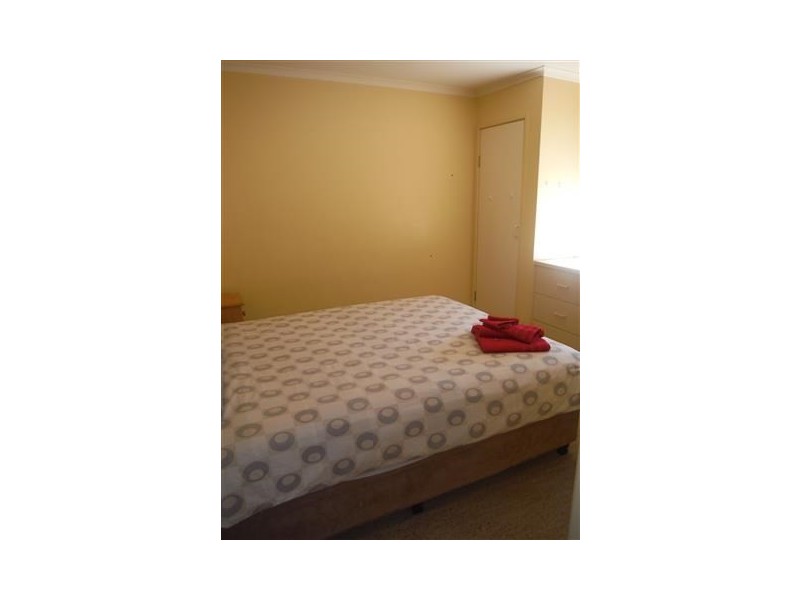 1/11 Tiffin, Roma QLD 4455