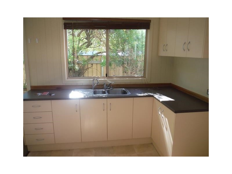 2/30 Rae Street, Roma QLD 4455