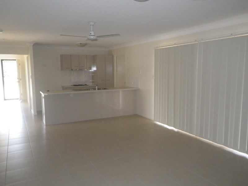 18 Courtney, Roma QLD 4455