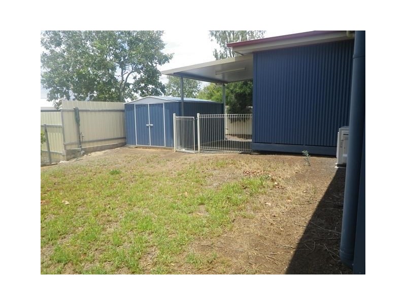 10 Quintin Street, Roma QLD 4455
