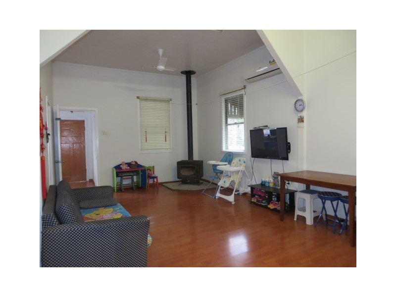 9 Bungil Street, Roma QLD 4455