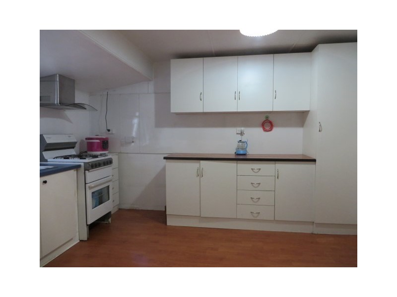 9 Bungil Street, Roma QLD 4455