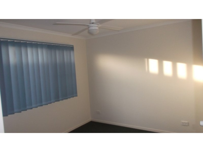 30 Saunders Street, Roma QLD 4455