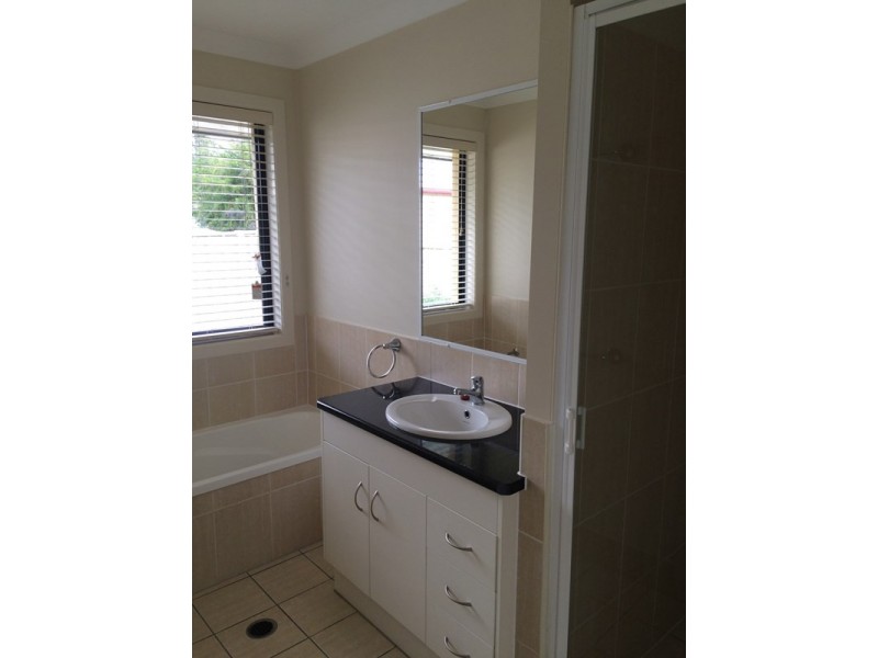 193 Edwardes Street, Roma QLD 4455