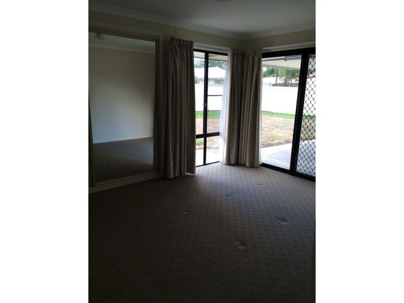 193 Edwardes Street, Roma QLD 4455