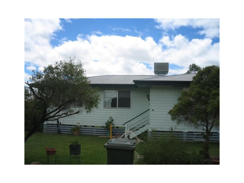 4 Cottell Street, Roma QLD 4455