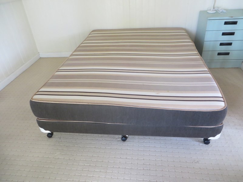 94 Northern Road, Roma QLD 4455