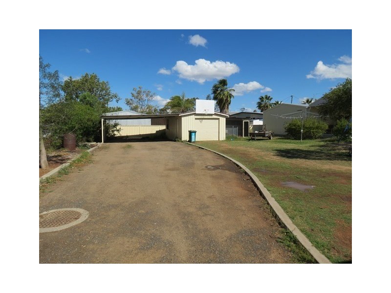 84 Miscamble Street, Roma QLD 4455