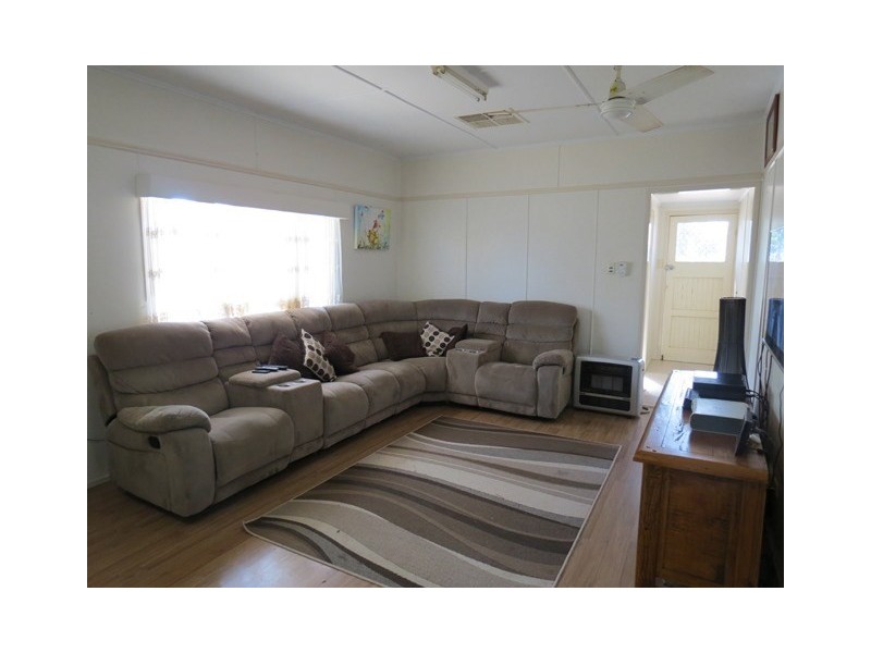 84 Miscamble Street, Roma QLD 4455