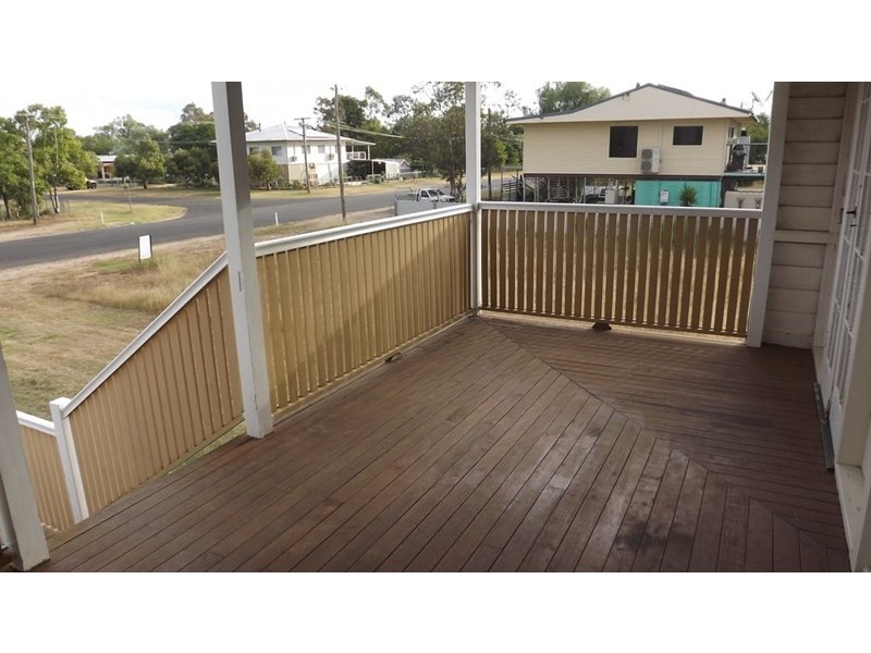 1A Lovell Street, Roma QLD 4455