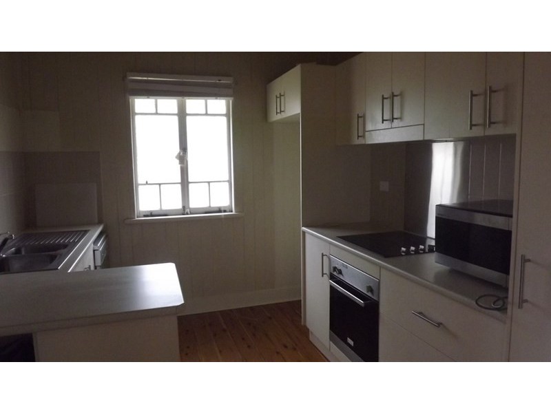 1A Lovell Street, Roma QLD 4455