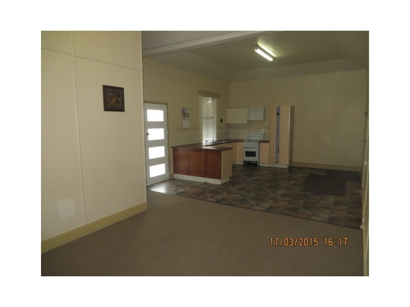115 Wyndham Street, Roma QLD 4455