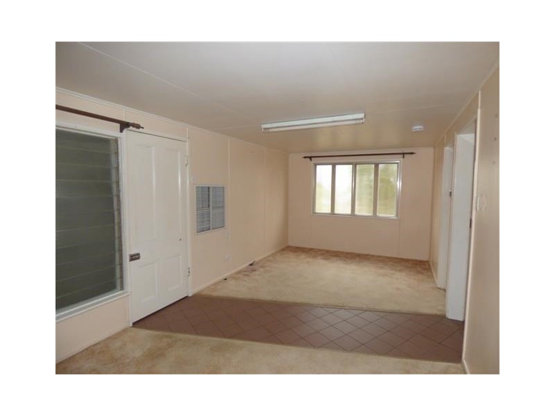 18 Lewis Street, Roma QLD 4455