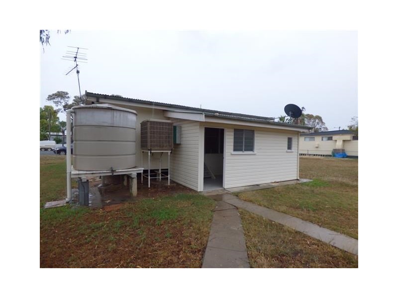 18 Lewis Street, Roma QLD 4455