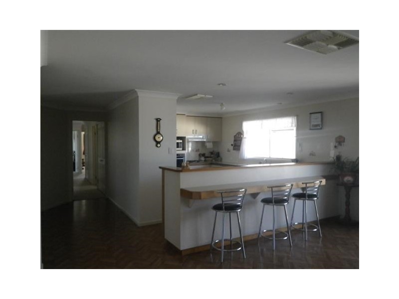 14 Bakerfinch Crescent, Roma QLD 4455