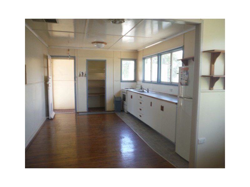 23 Jackson Street, Roma QLD 4455