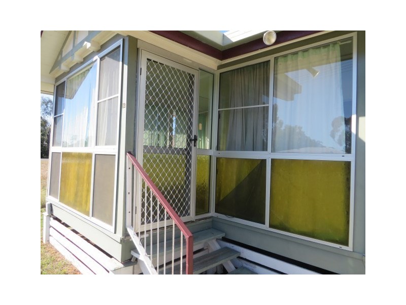 12 Albert Street, Roma QLD 4455