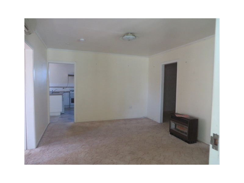 12 Albert Street, Roma QLD 4455