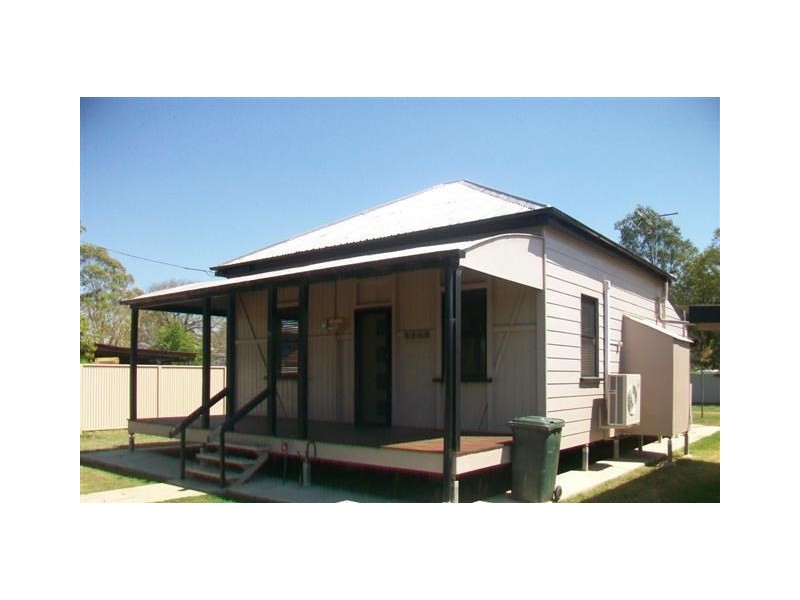 19 George Street, Roma QLD 4455