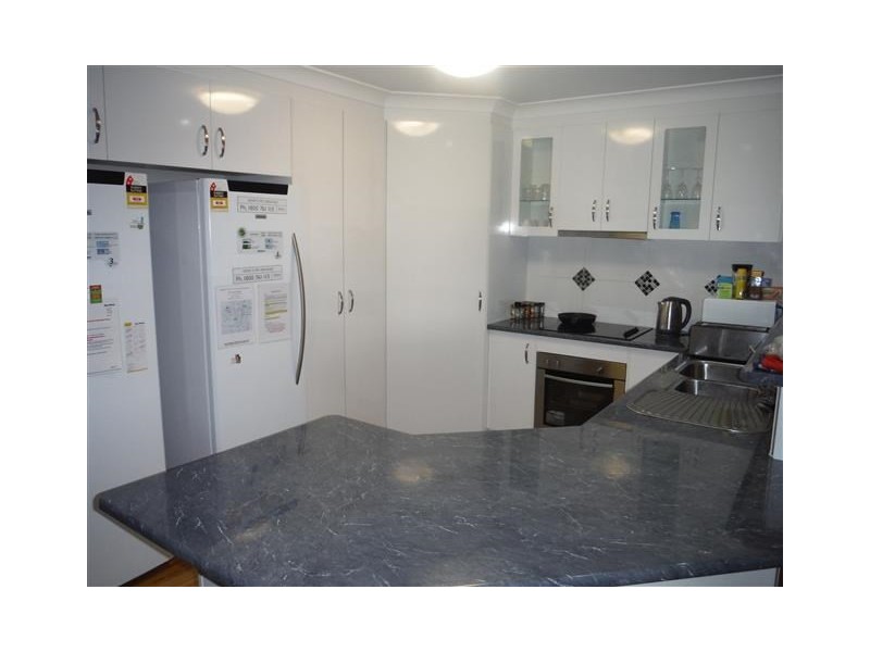 12 Beetson Drive, Roma QLD 4455
