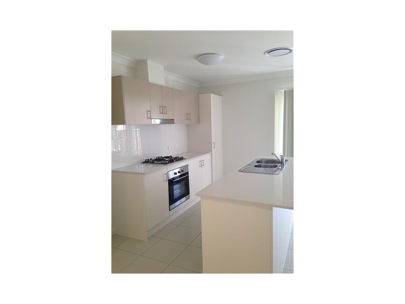 92 Currey Street, Roma QLD 4455