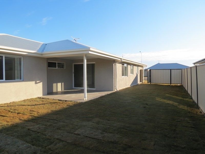 84 Taylor Street, Roma QLD 4455