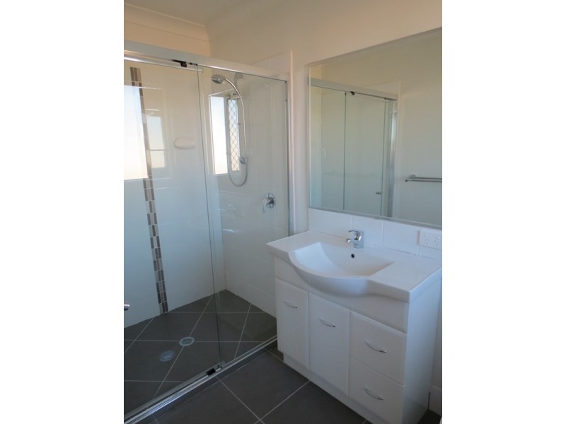 84 Taylor Street, Roma QLD 4455