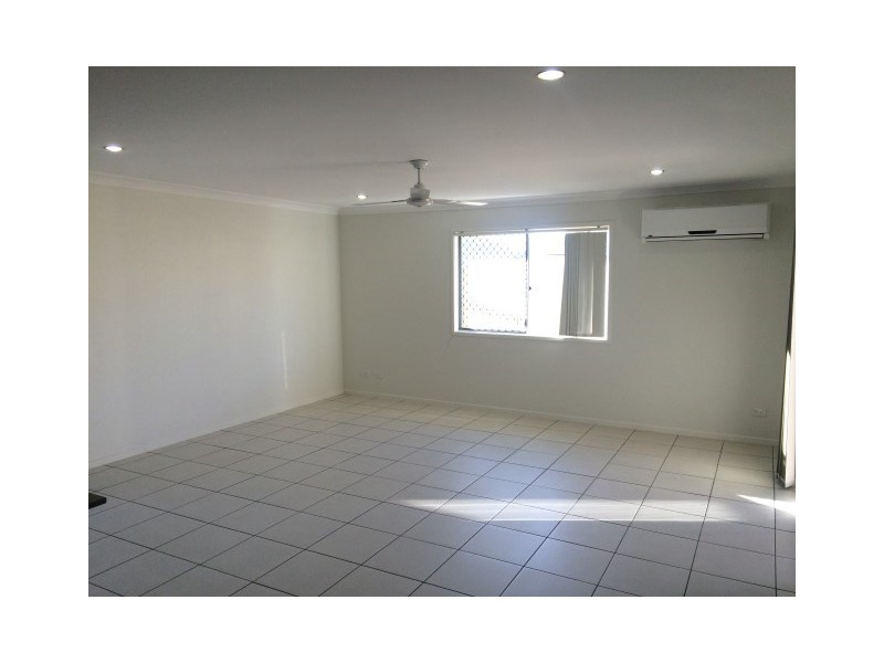 135 Bowen Street, Roma QLD 4455