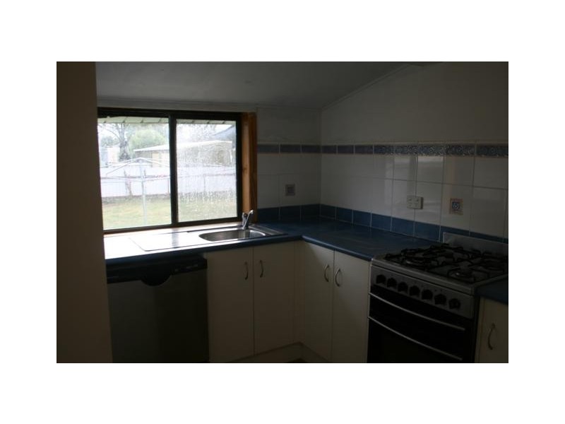 37 Station Street, Roma QLD 4455