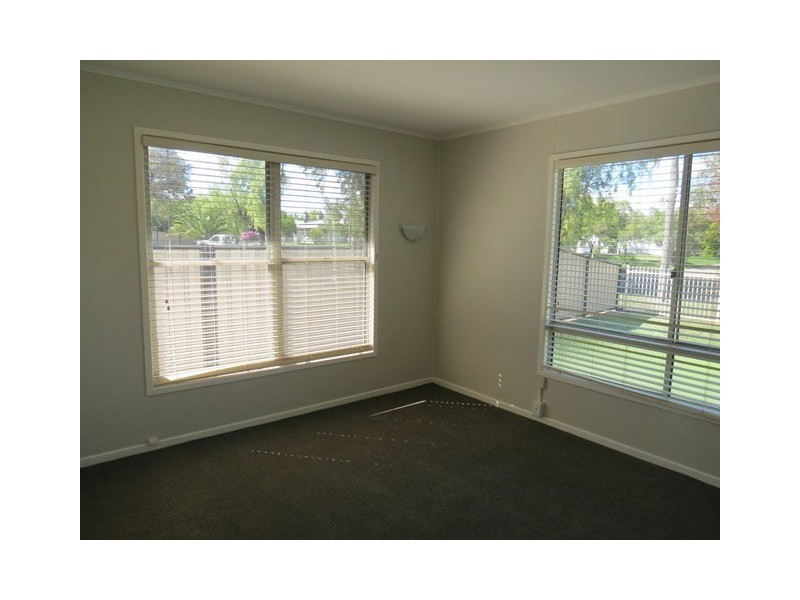 9 Borland Street, Roma QLD 4455