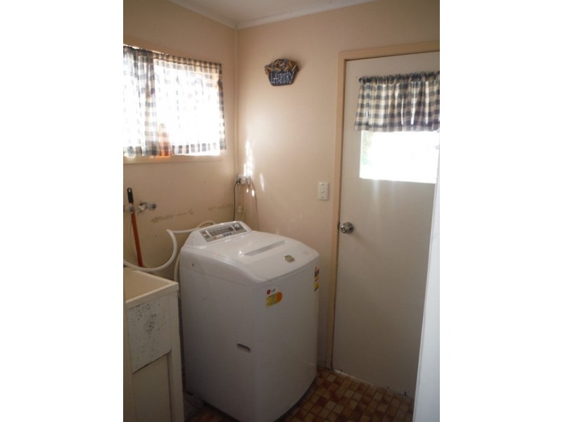 14 Russell Street, Roma QLD 4455