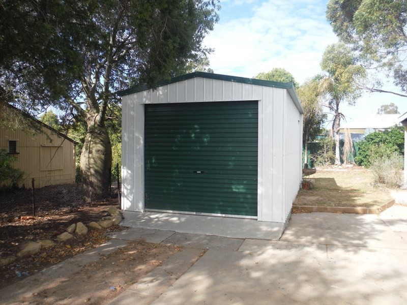 14 Russell Street, Roma QLD 4455