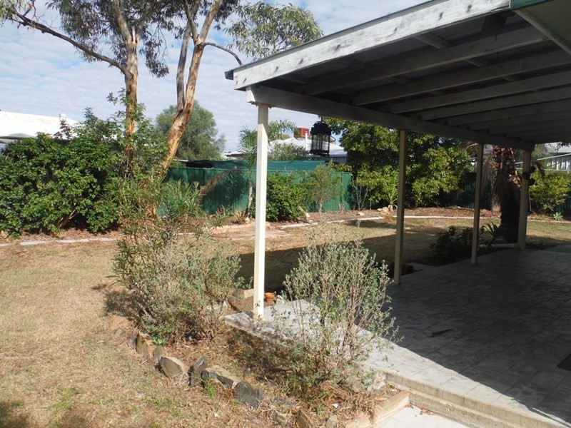 14 Russell Street, Roma QLD 4455