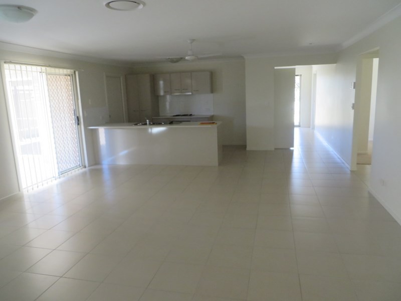 21 Ivy Street, Roma QLD 4455