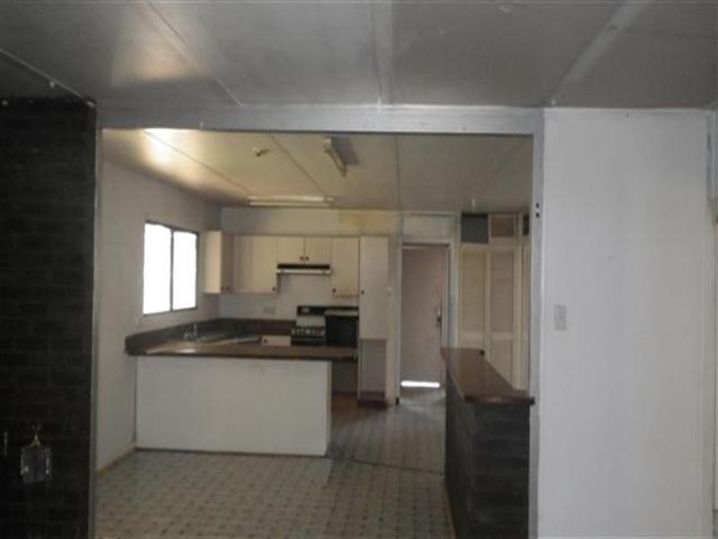 111 Miscamble Street, Roma QLD 4455