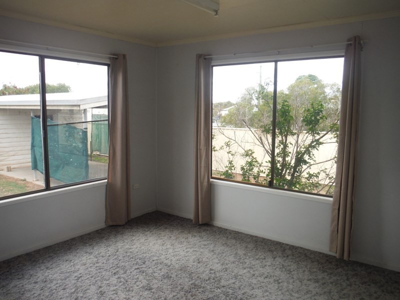 19 Conlan Street, Roma QLD 4455