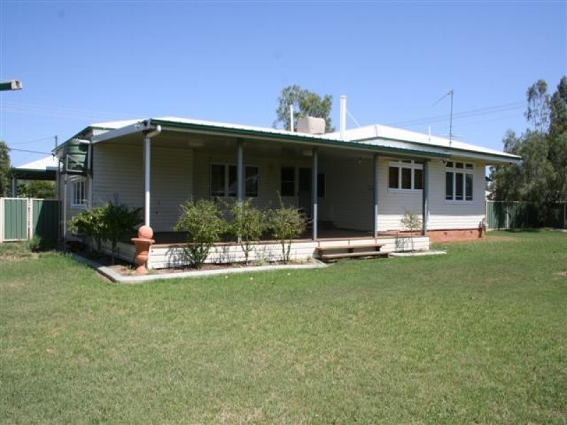 24 Arthur Street, Roma QLD 4455