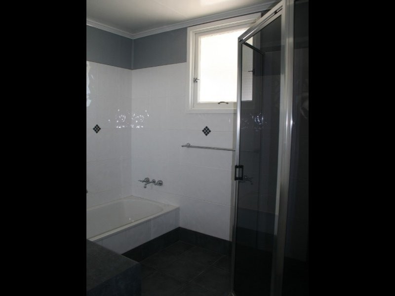 24 Arthur Street, Roma QLD 4455