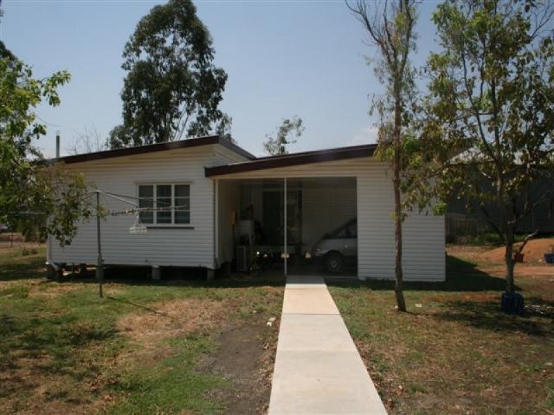 1 Hutton Street, Injune QLD 4454