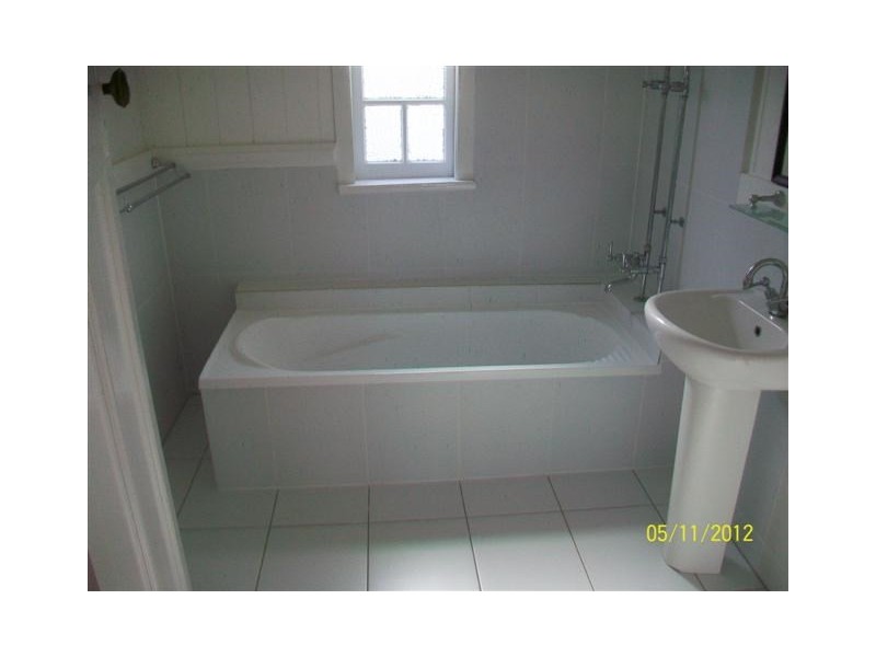 38 Hoffman Street, Roma QLD 4455