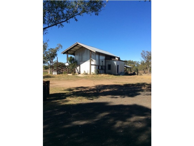 19 Hadwen Road, Roma QLD 4455