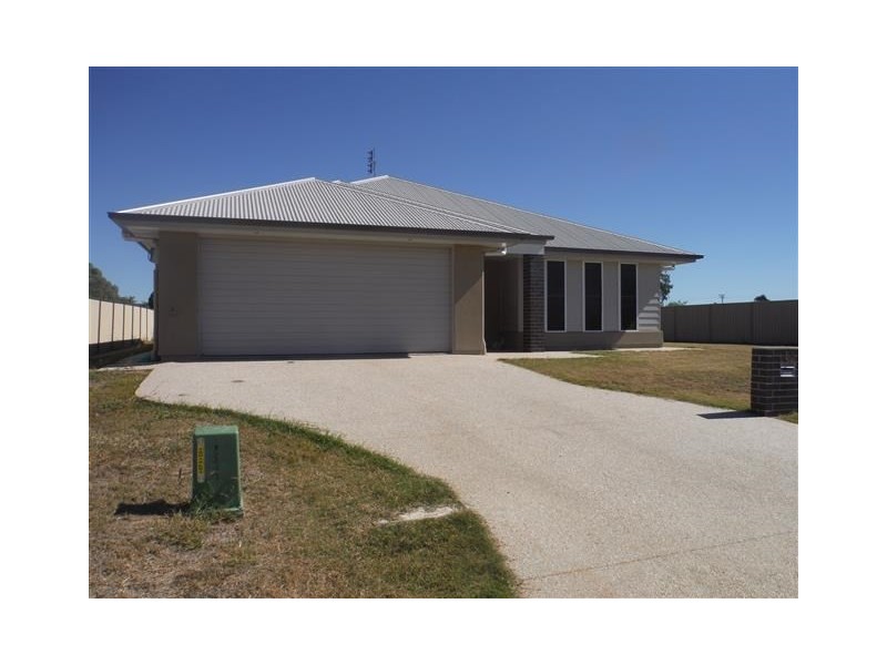 12 Bassett Court, Roma QLD 4455