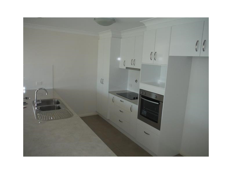 12 Bassett Court, Roma QLD 4455