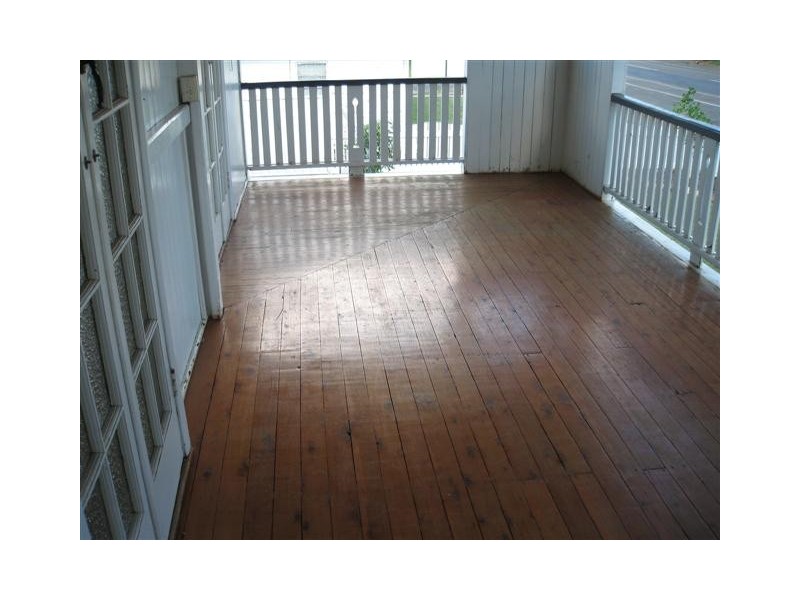 39 Bowen Street, Roma QLD 4455