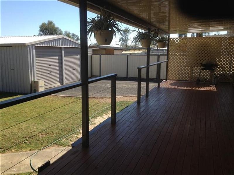 8 Derry Street, Roma QLD 4455